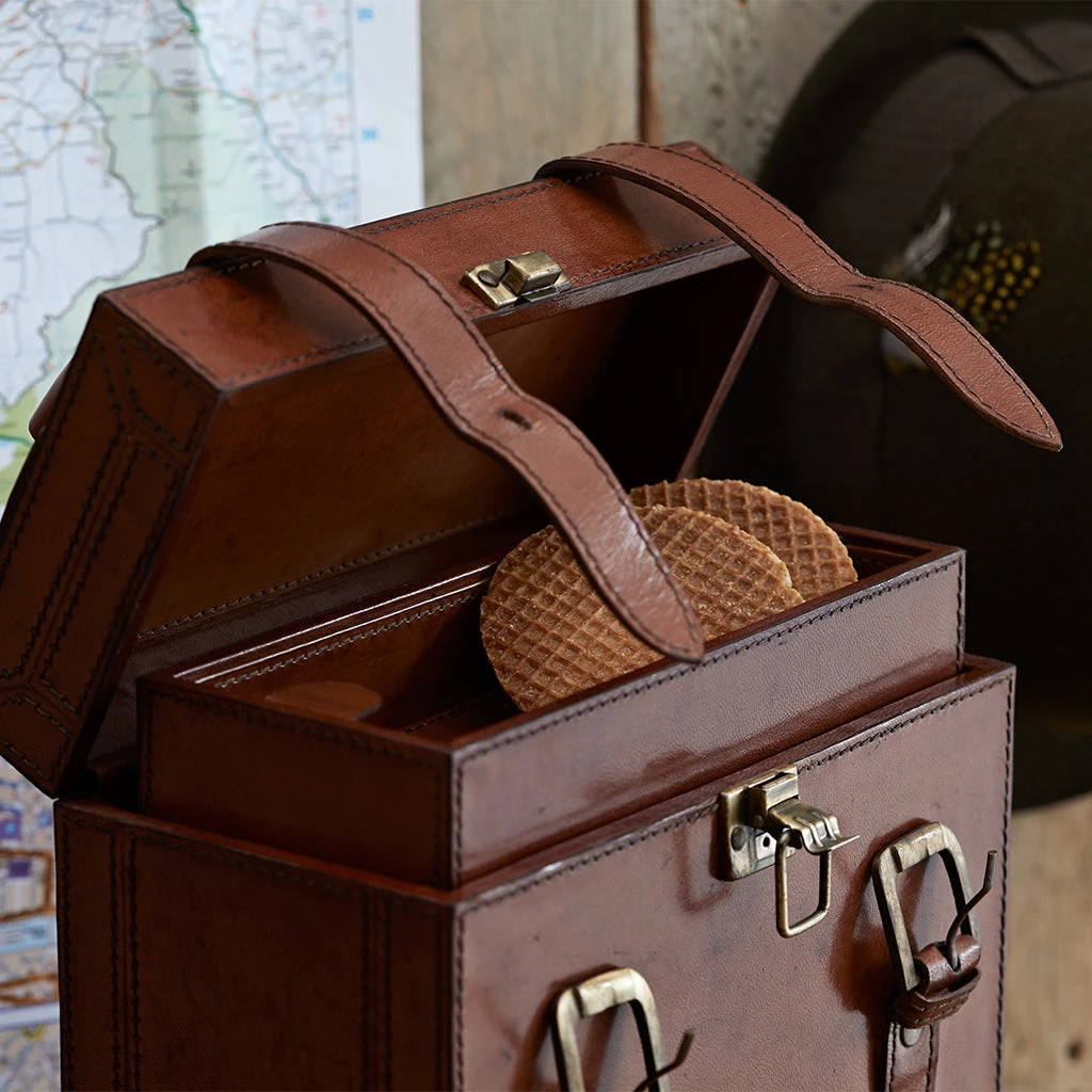 Life Of Riley Leather Double Flask Carrier With Tray 5 Life Of Riley Leather Double Flask Carrier With Tray