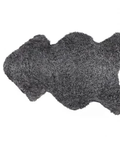 Life Of Riley New Arrivals Short Haired Sheepskin Rug