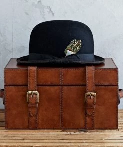 Life Of Riley Leather Keepsake Trunk For Couple